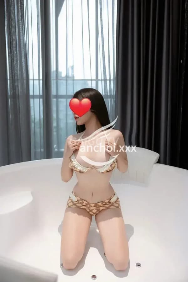 GÁI XINH BÉ SAM KHUÔN MẶT ẤN TƯỢNG DA Buôn Ma Thuột – 800k/shot 3