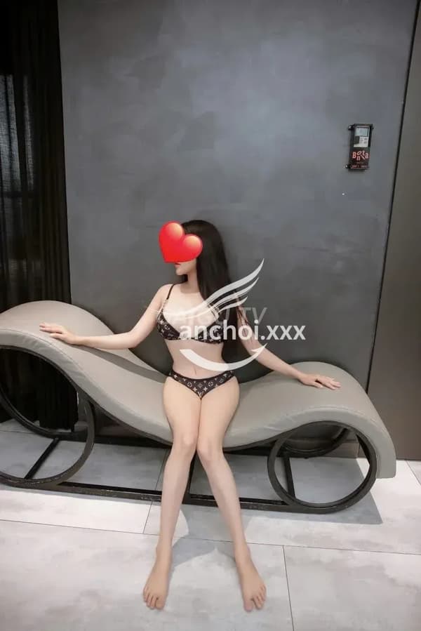 GÁI XINH BÉ SAM KHUÔN MẶT ẤN TƯỢNG DA Buôn Ma Thuột – 800k/shot 18