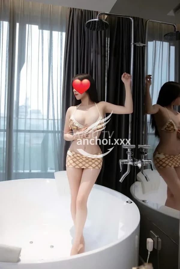 GÁI XINH BÉ SAM KHUÔN MẶT ẤN TƯỢNG DA Buôn Ma Thuột – 800k/shot 17