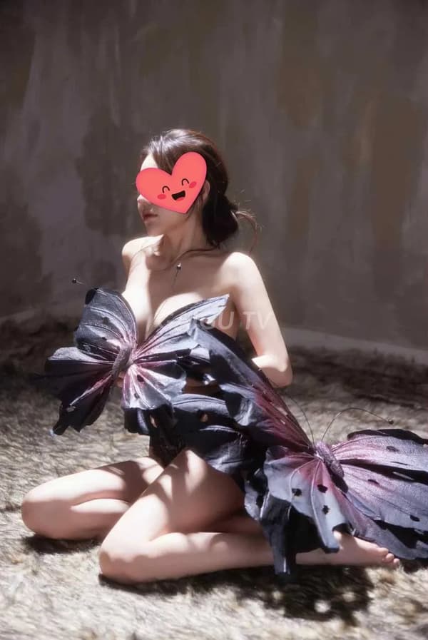VÂN NHI XINH DÂM ĐÁNG YÊU VÚ ĐẸP MÔNG Quận 1 điểm 10.0 – 1.000k/shot 19