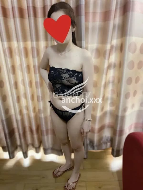 Thanh Ngọc 300k Thuận An – Hôn vú · Vét máng · 40 tuổi 9