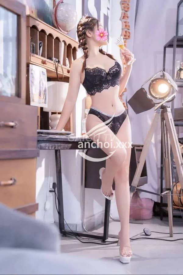 Xuka body nuột nà như mẫu JAV phục vụ nhiệt tình hết mình 17