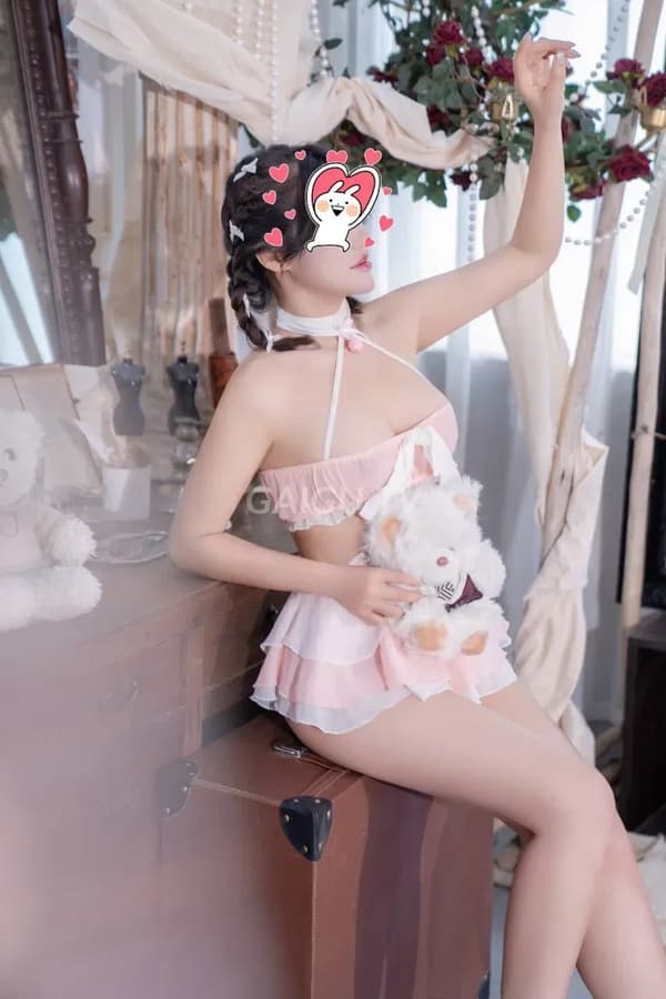 Hotgirl xinh đẹp quyến rũ Bích Thảo chiều khách nhiệt tình 8