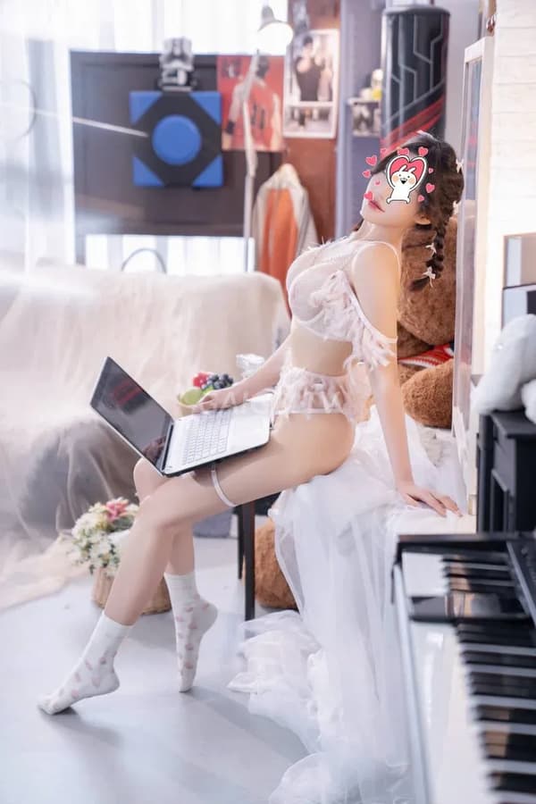 Hotgirl xinh đẹp quyến rũ Bích Thảo chiều khách nhiệt tình 13