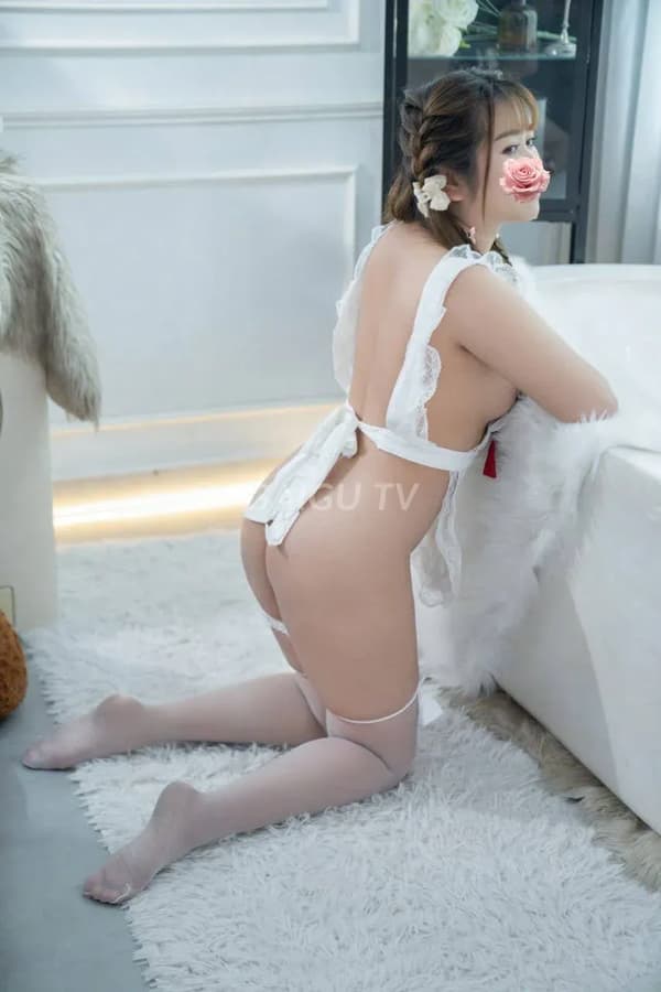 V I hotgirl V-Live xinh đẹp dáng chuẩn quyến rũ nhiệt tình 3