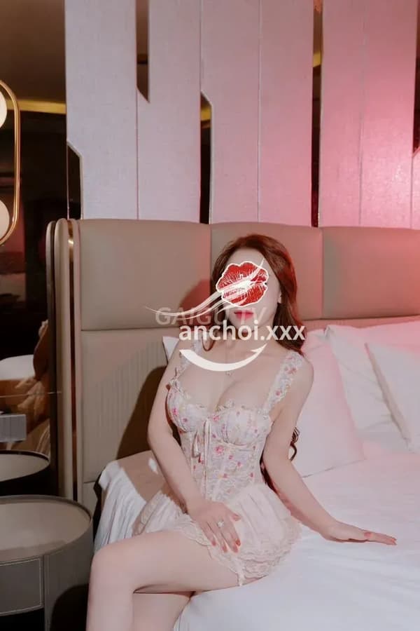 Hàng Đà Lạt: GÁI DÂM MIU MIU BODY GỢI CẢM CHÂN DÀI giá 700k, 1 khách đã check 5