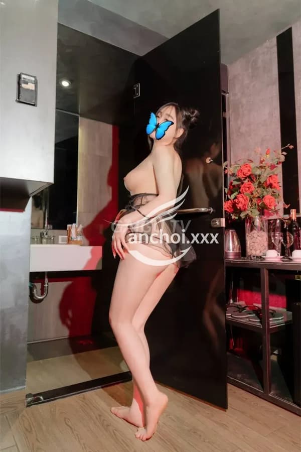 TIỂU VY Gò Vấp điểm 10.0 – 400k/shot 6