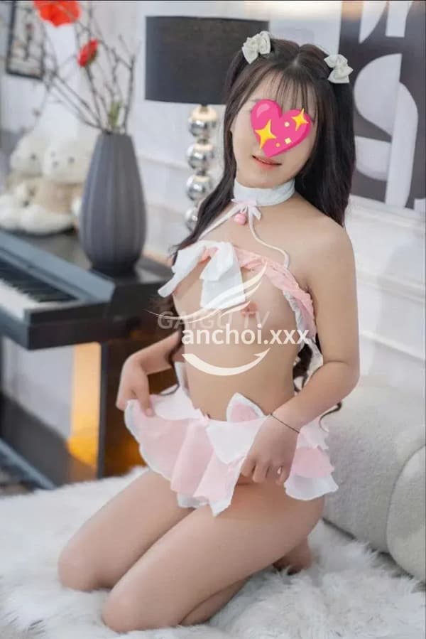 Bé Minh Anh xinh xắn dễ thương chiều chuộng hết mình 12