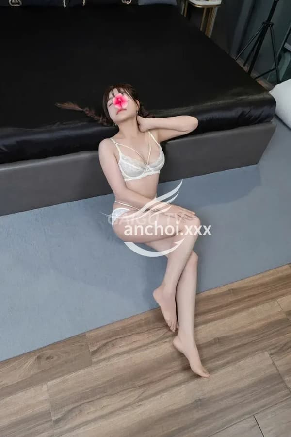 Hana nhiệt tình phục vụ nhẹ nhàng như người yêu 7