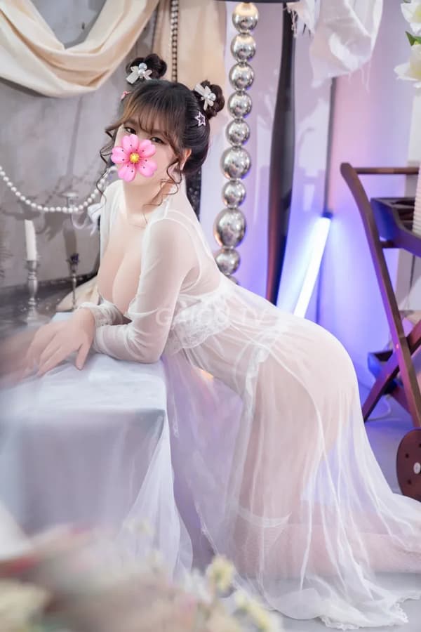 Hotteen Kim loli 19t Thuận An 600k 9