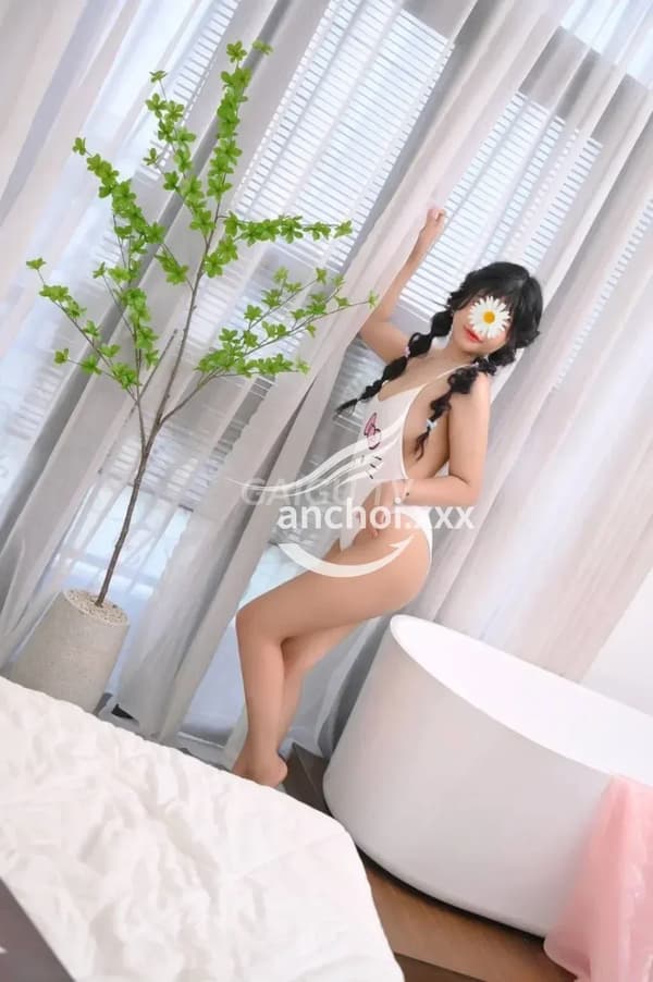 Kem Hotteen phục vụ dịu dàng như người yêu 15