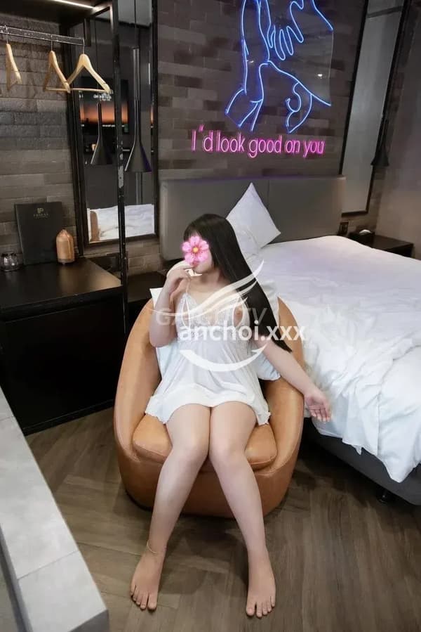 Kem Chuppy xinh dâm đãng body gợi cảm chiều khách như người yêu 10