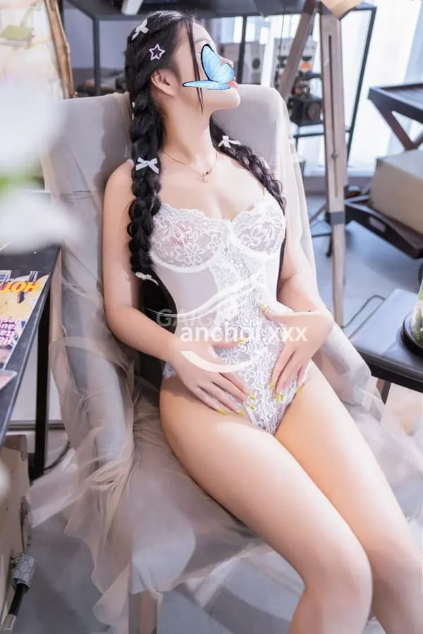 Sam da trắng dáng chuẩn chiều chuộng vui vẻ 11