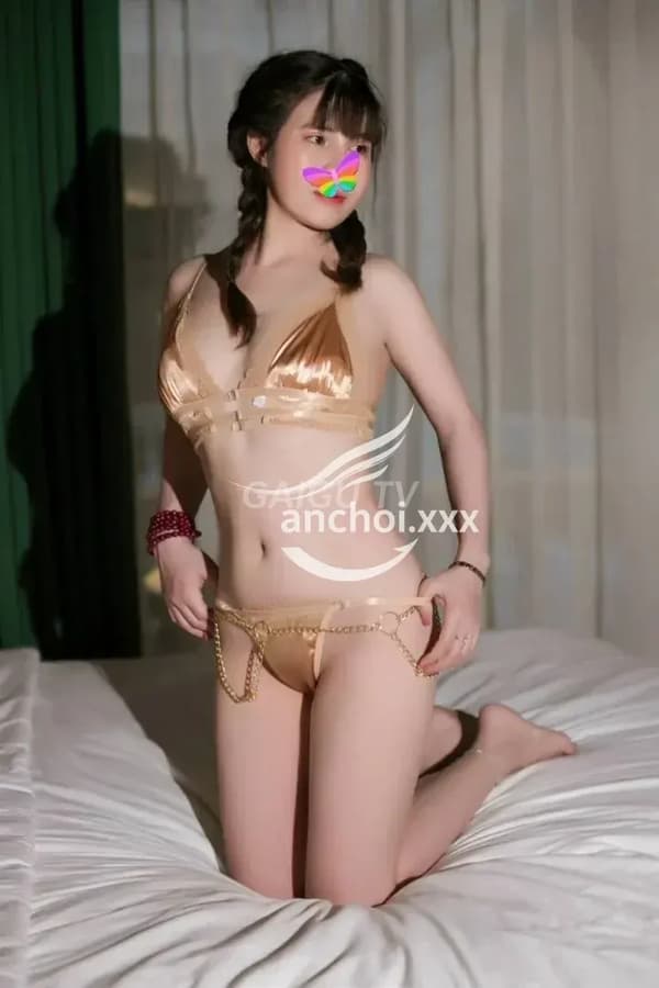 Linh ngọt da trắng dáng chuẩn phục vụ nhẹ nhàng như người yêu 9