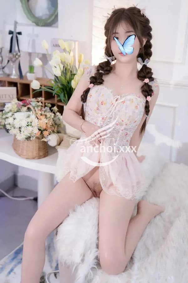 Thư 22 tuổi Gò Vấp mới về 600k 12