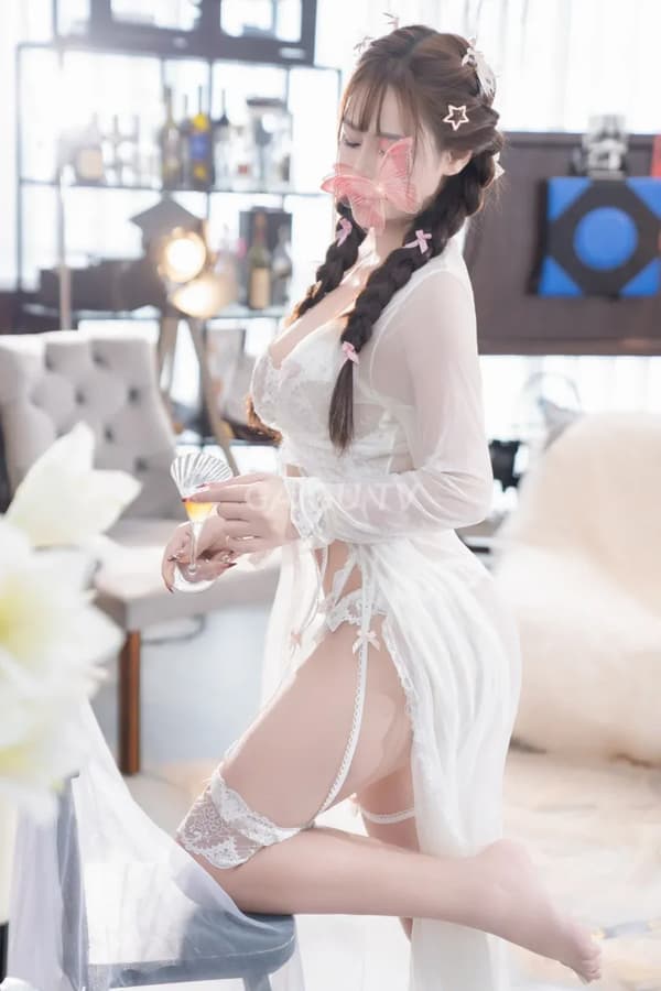 Thanh Nga xinh xắn nhiệt tình vui vẻ như người yêu 11