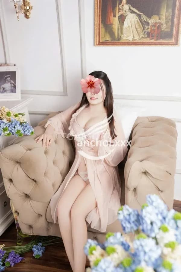 Bích Phương gương mặt sáng hồng duyên dáng dễ thương 17