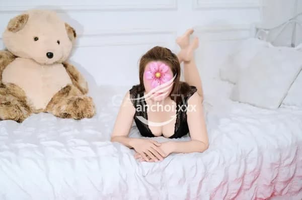 Ngọc Phương body mũm mĩm cực tình cảm chiều khách 12