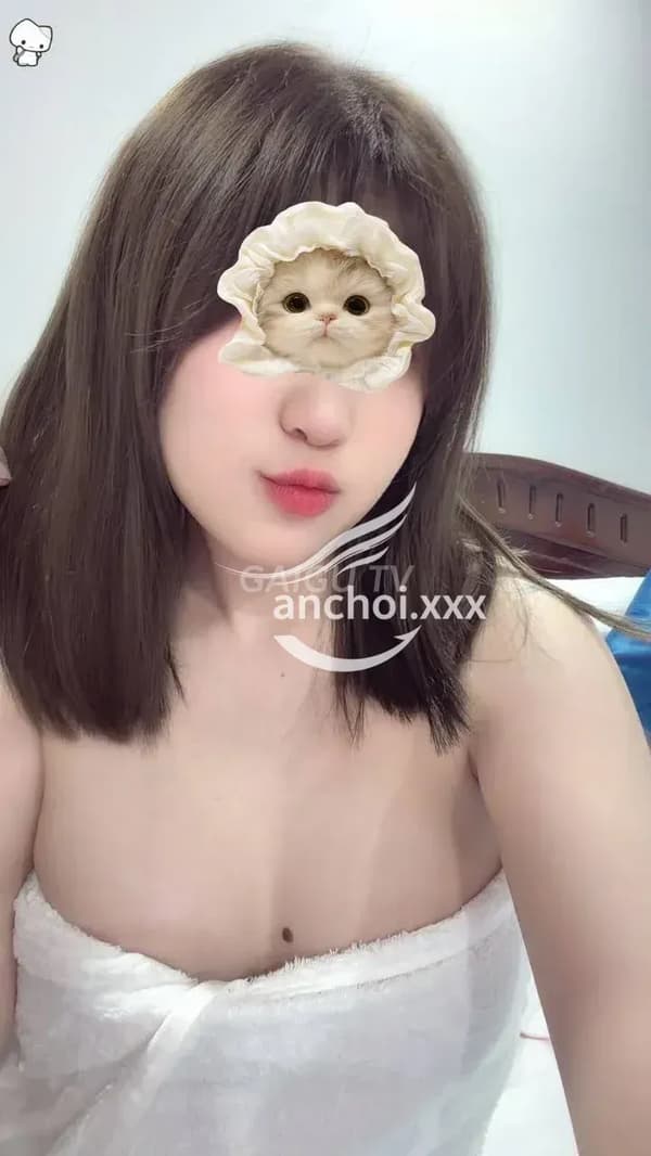 DIỆU NGHI – gái gọi Quận 8 giá 700k, BJ, Hôn vú, 23 tuổi 2
