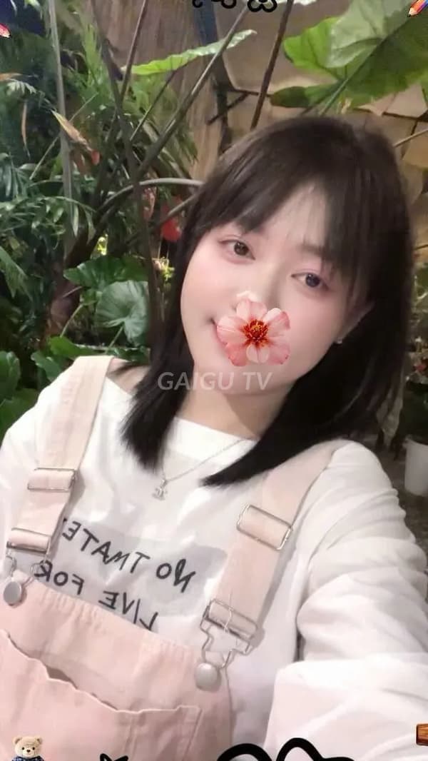 NGỌC ANH MÌNH DÂY XINH DÂM DA TRẮNG LÀM 400k Đà Lạt – BJ · C.I.A · 25 tuổi 1