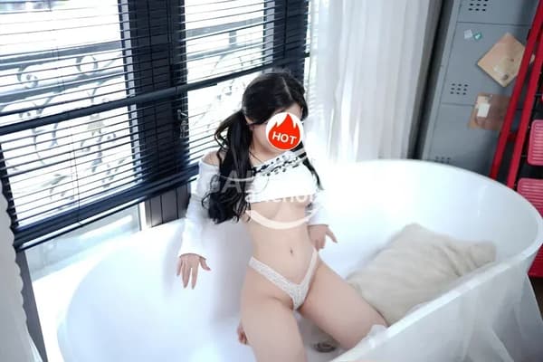Oh Yeah Quận 10 ngọt ngào body cuốn 500k 10