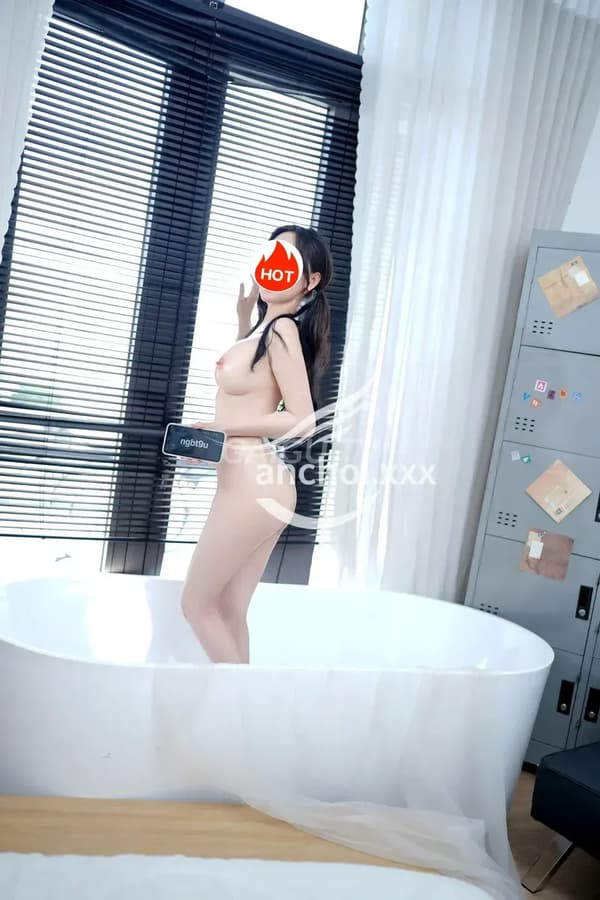 Oh Yeah Quận 10 ngọt ngào body cuốn 500k 12