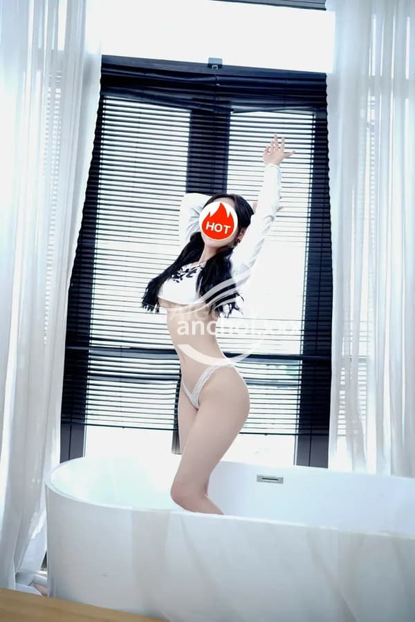 Oh Yeah Quận 10 ngọt ngào body cuốn 500k 15