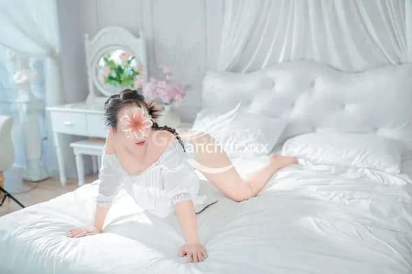 Bích Ngọc dáng nhỏ nhắn nóng bỏng phục vụ nhiệt tình 13