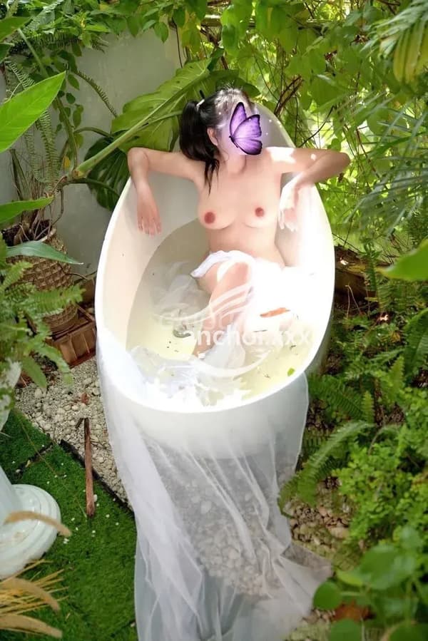 Nhi body gọn gàng phục vụ nhiệt tình 3