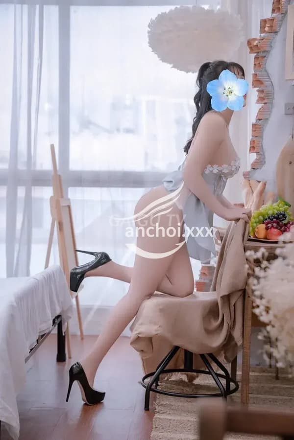 Hồng phục vụ nhiệt tình vui vẻ 12