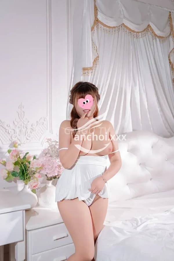 Huyền ngực to đầy đà mông mẩy phục vụ nhiệt tình 2
