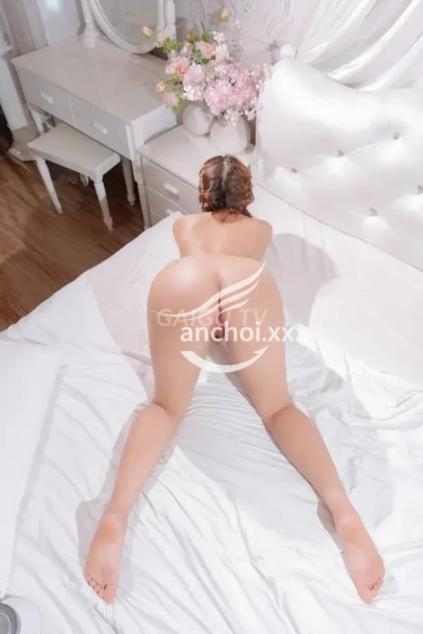 Huyền ngực to đầy đà mông mẩy phục vụ nhiệt tình 11