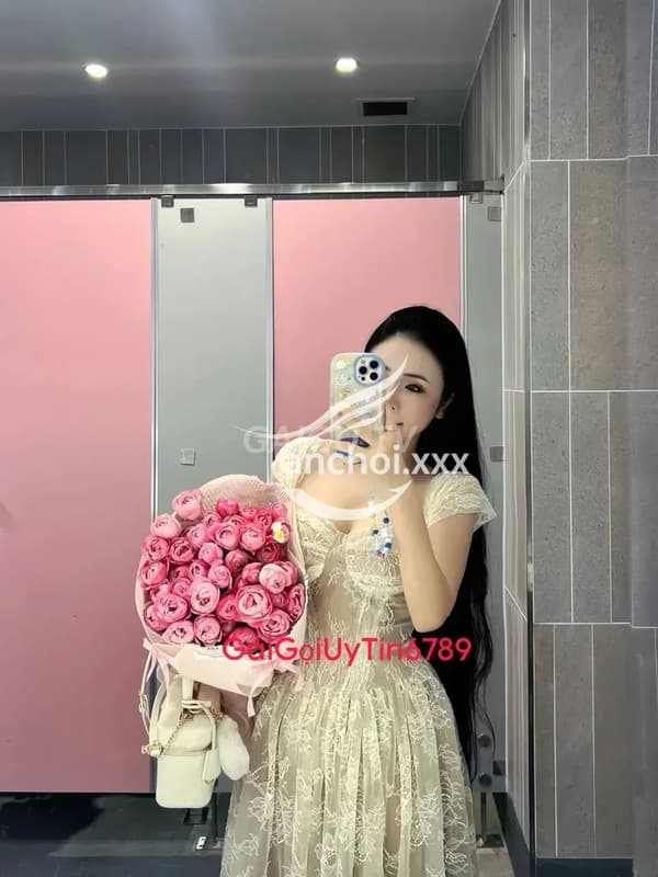 Gymer Uyên Quận 10 - Body nóng bỏng 500k 2