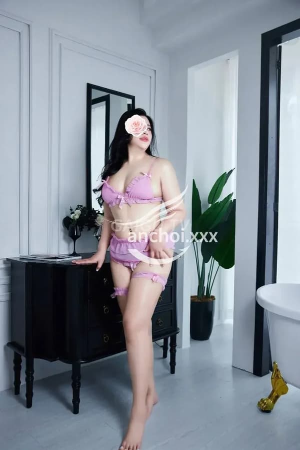 Kiều Anh Buôn Ma Thuột 400k ngọt ngào da trắng ngực to 14