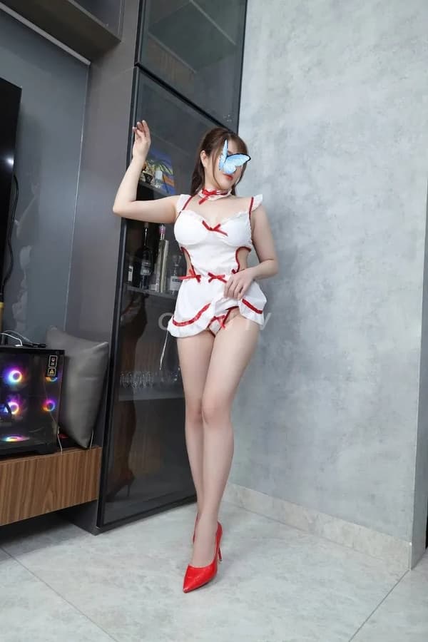 KIM ANH VÚ BỰ TRẮNG TRẺO MÀ CHIỆU CHUỘN Quận 2 – 400k/shot 9