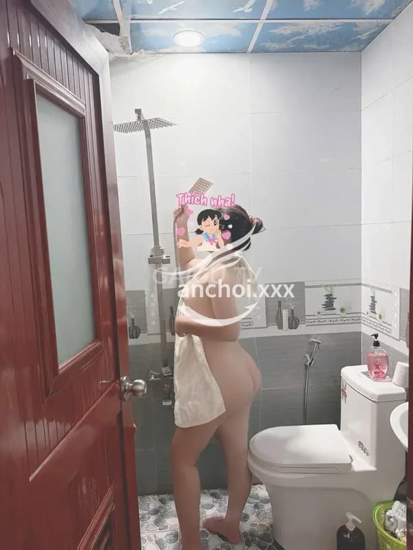 Thiên An xinh dáng chuẩn nhẹ nhàng như người yêu 4