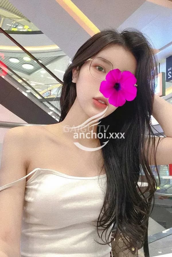 Girl Ly Quận 10 - hot girl 1m70 cao cấp 1tr5 1