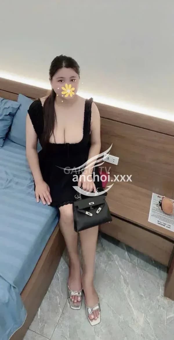 Bé Thuỳ Linh Baby Dễ Thương Nhiệt Tình – gái gọi Thủ Dầu Một giá 300k, BJ, HJ, 8