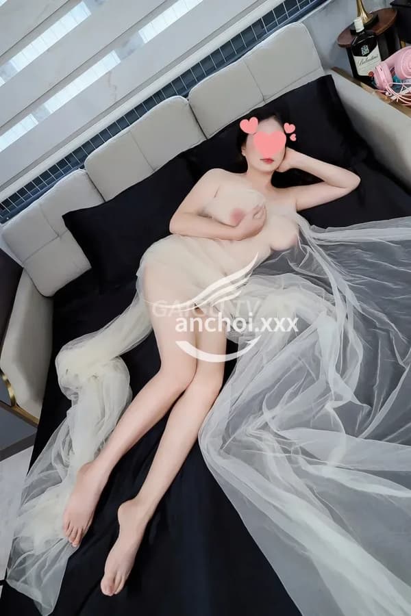 Linh Linh Bà Rịa 300k làm tình chuyên nghiệp 8
