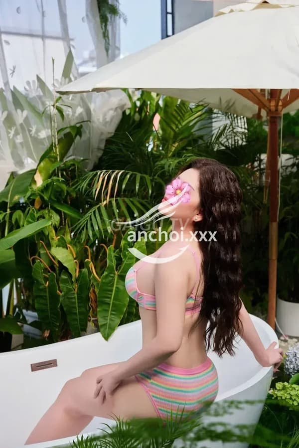 V I face xinh sang quý phái đường nét tây cực mê hoặc 19