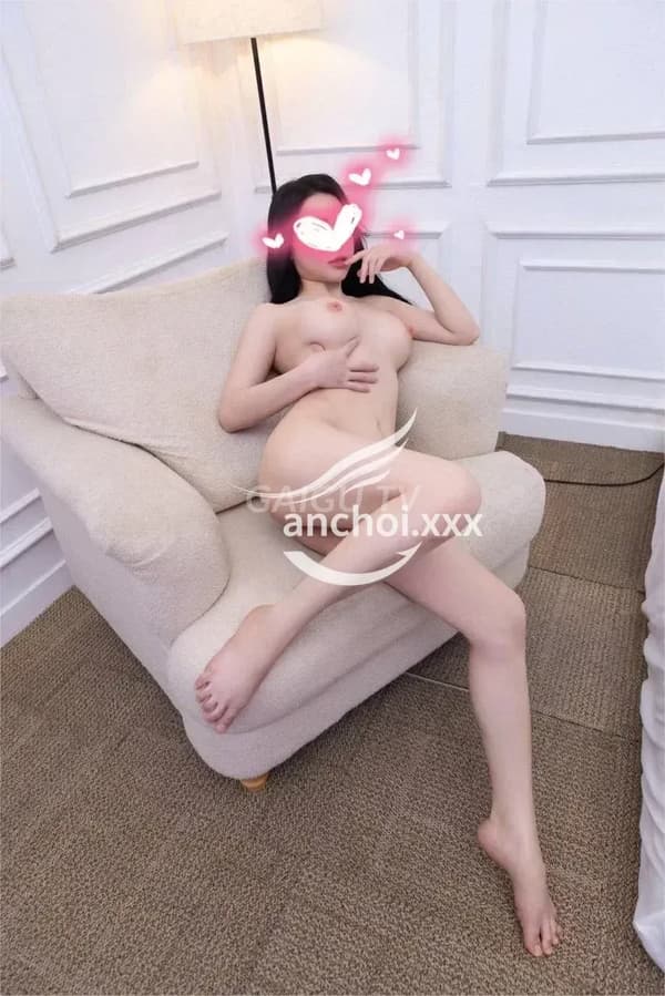 Hotgirl Lai nhiệt tình chiều khách 12