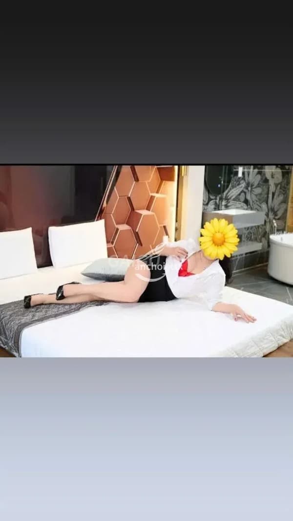 Vú to chiều khách nhiệt tình như người yêu My My 3