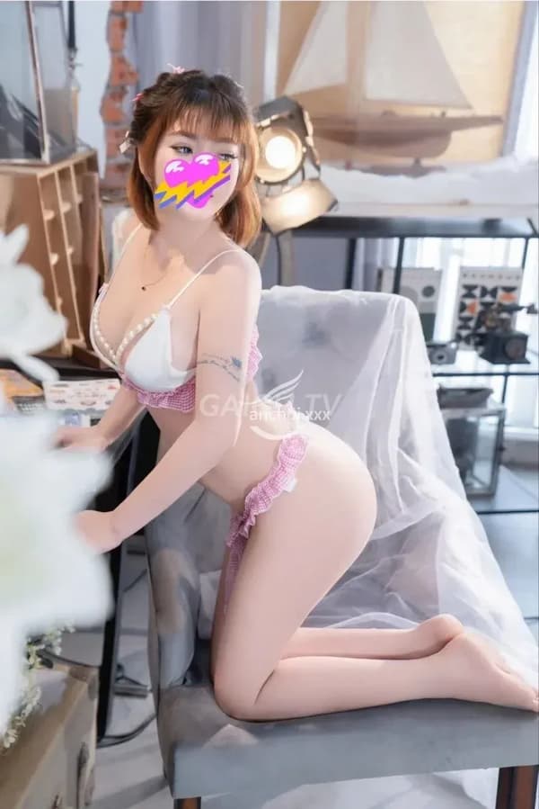 BÉ MIU MẶT XINH NHƯ BÚP BÊ 400k Bến Lức – BJ · HJ · 26 tuổi 14