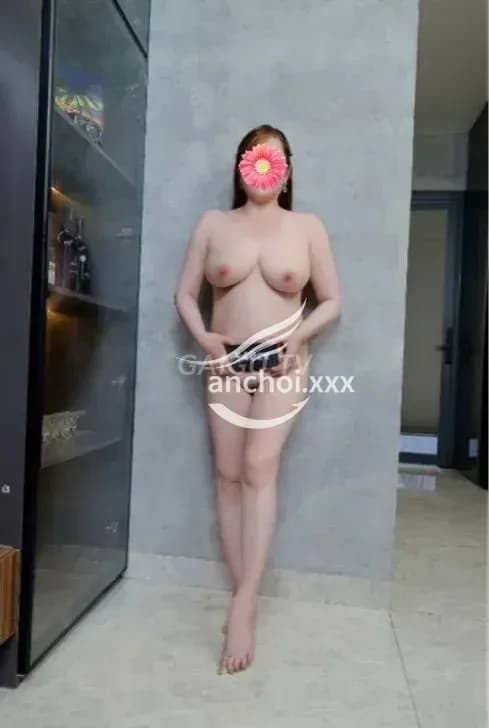Phương Trang – gái gọi Quận 8 giá 200k, BJ, HJ, 34 tuổi 8