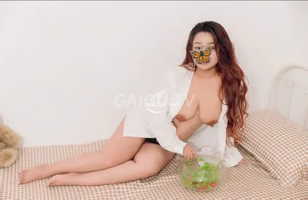 Nhi xinh như người mẫu dáng gọn nhẹ nhàng chiều khách hết nấc 12