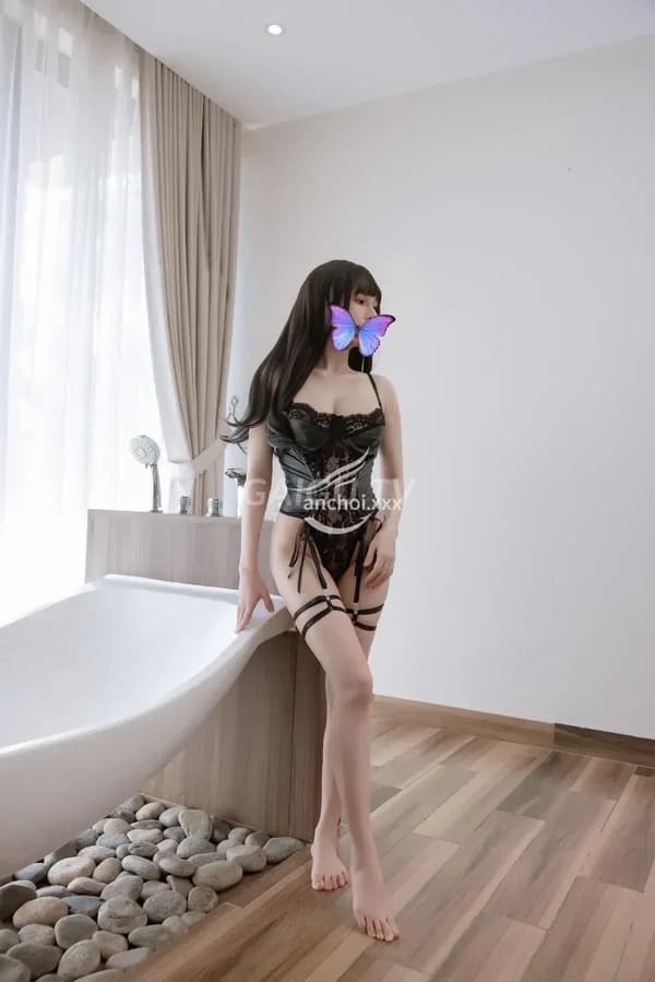 Mẫu Ánh phục vụ nhiệt tình nhẹ nhàng như người yêu 12