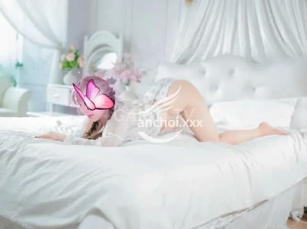 Bích Hồng phục vụ nhiệt tình như người yêu 14