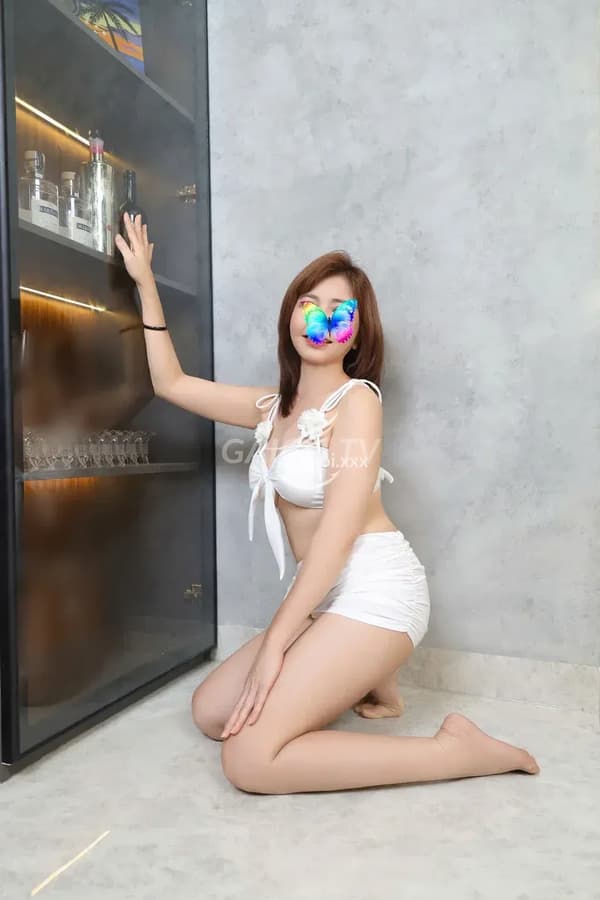 Hàng Bình Thạnh: Thúy Lan Ngọc Nữ Không Hối Thúc Thời giá 300k 7