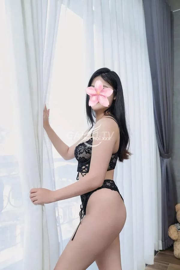 Xinh gợi tình dáng chuẩn chân dài chiều khách nhiệt tình Thanh Trà 14