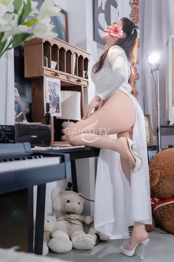 BÀI CÓ CLIP BẢO TRÂN XINH SEXY SIÊU – Bình Tân, Sài Gòn, Hôn môi, Hôn vú, 34 3